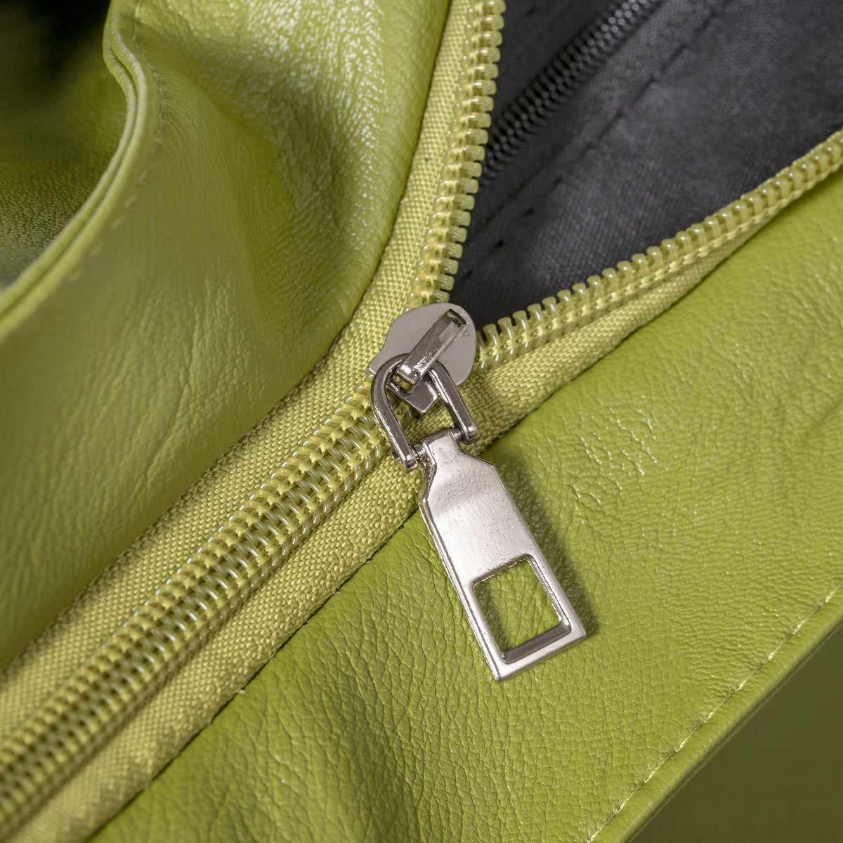 Evette | Tote Bag