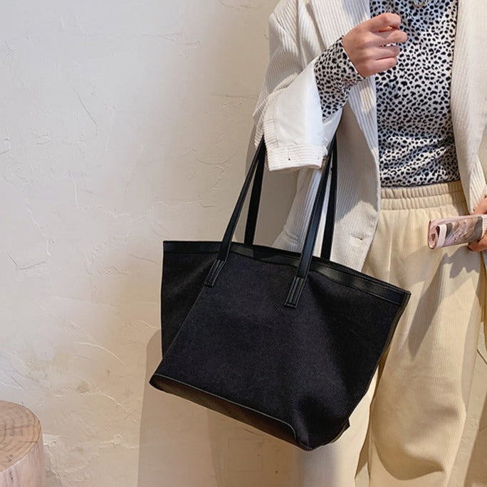Ines | Tote Bag