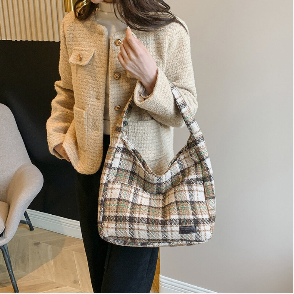 Kallista | Hobo Bag