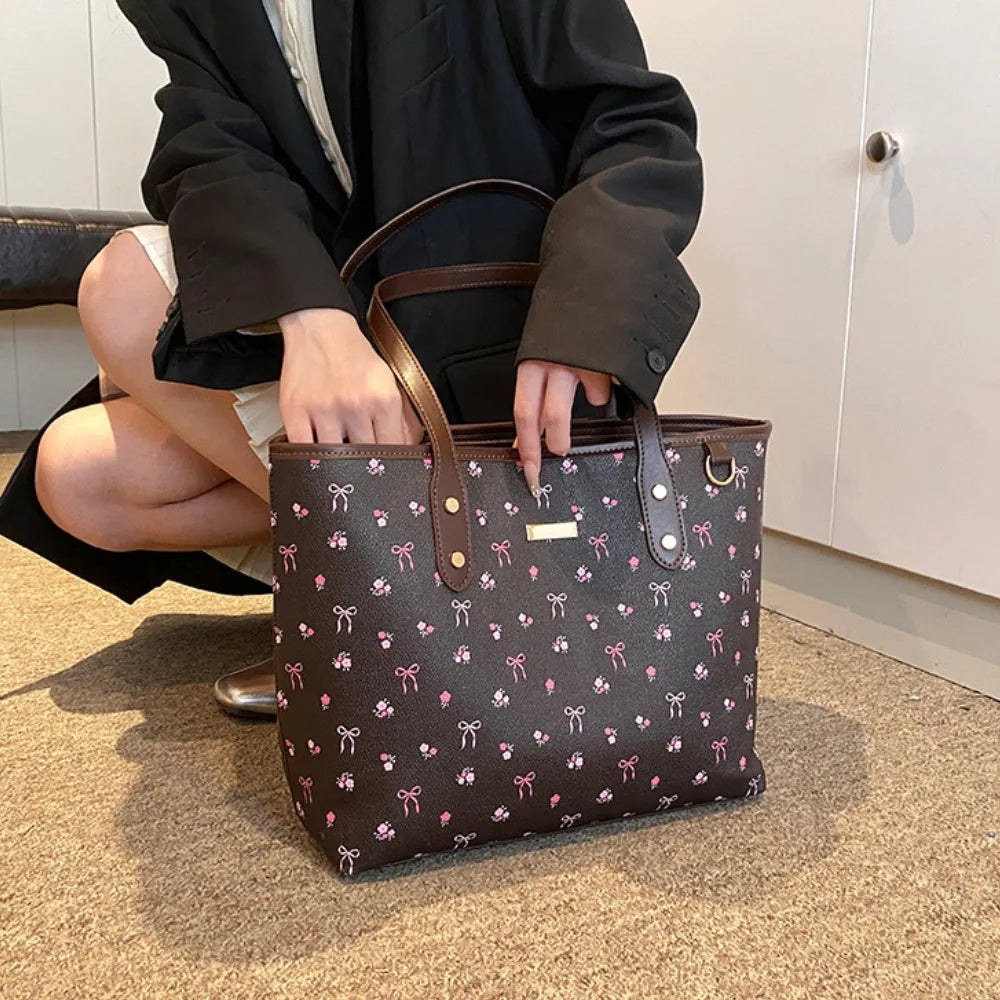 Evelina | Tote Bag