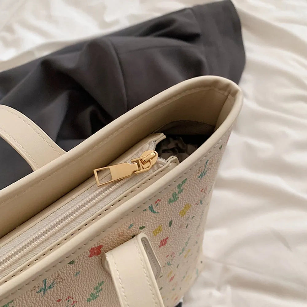 Evelina | Tote Bag