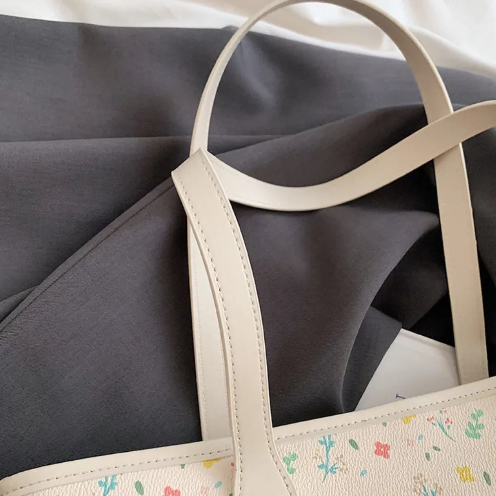Evelina | Tote Bag