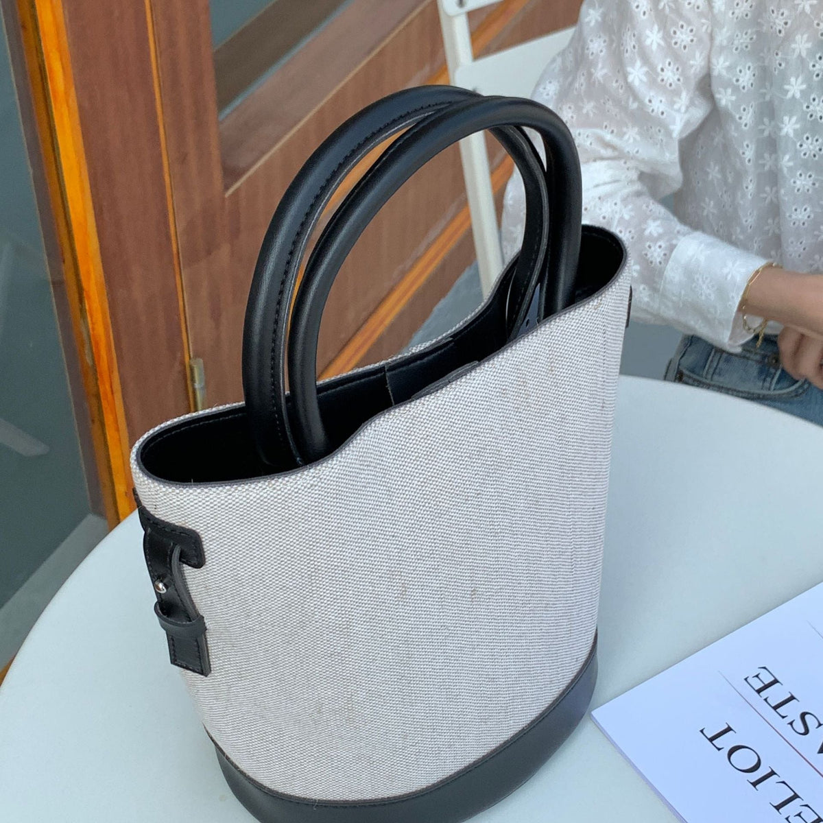 Berenice | Crossbody Bucket Bag
