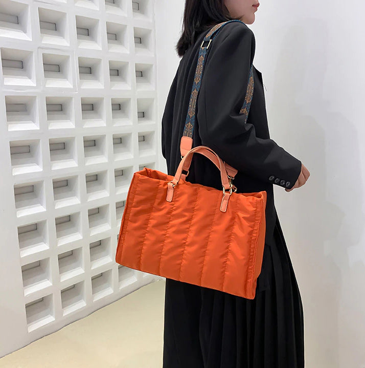 Elara | Tote Bag