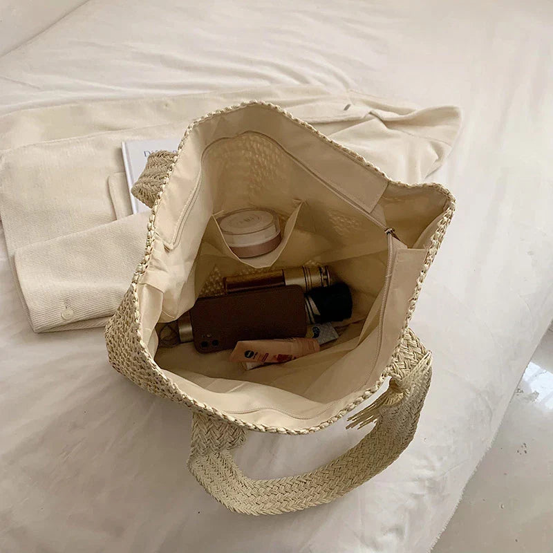 Kira | Tote Bag