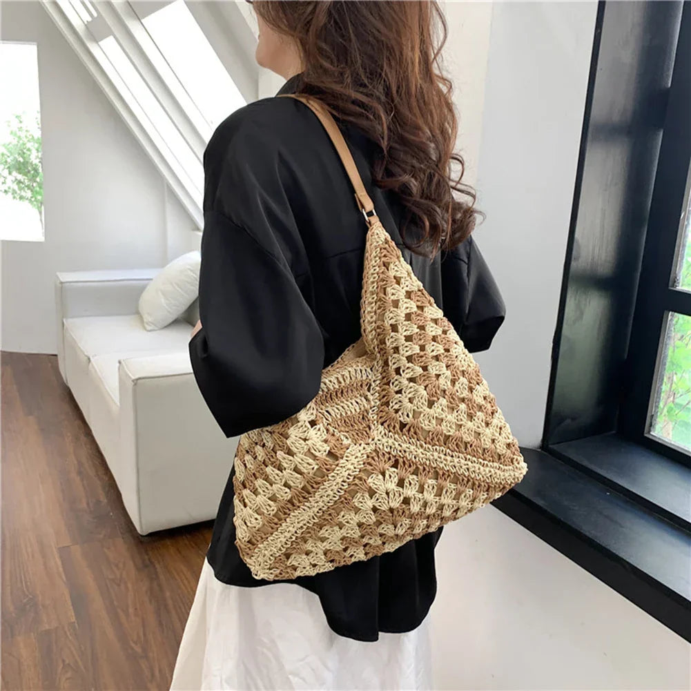 Junia | Tote Bag