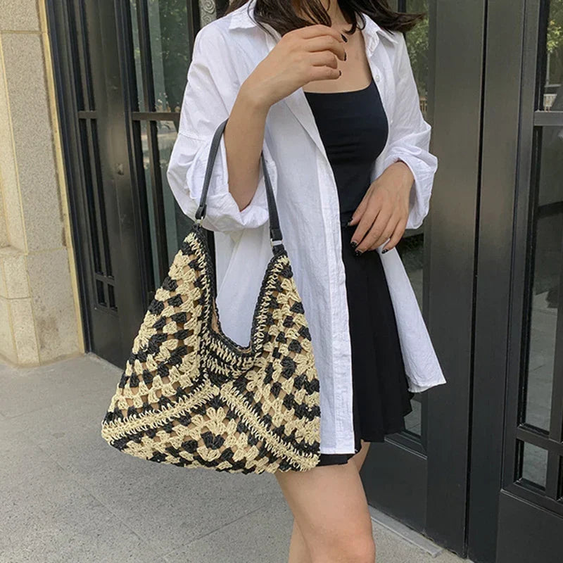 Junia | Tote Bag