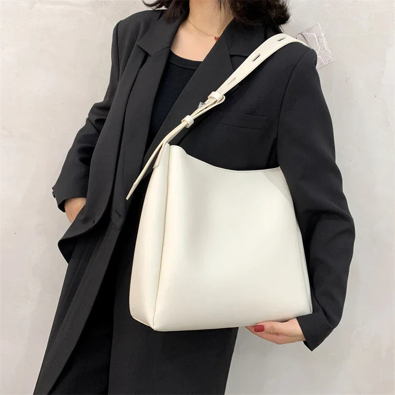 Luisa | Hobo Bag