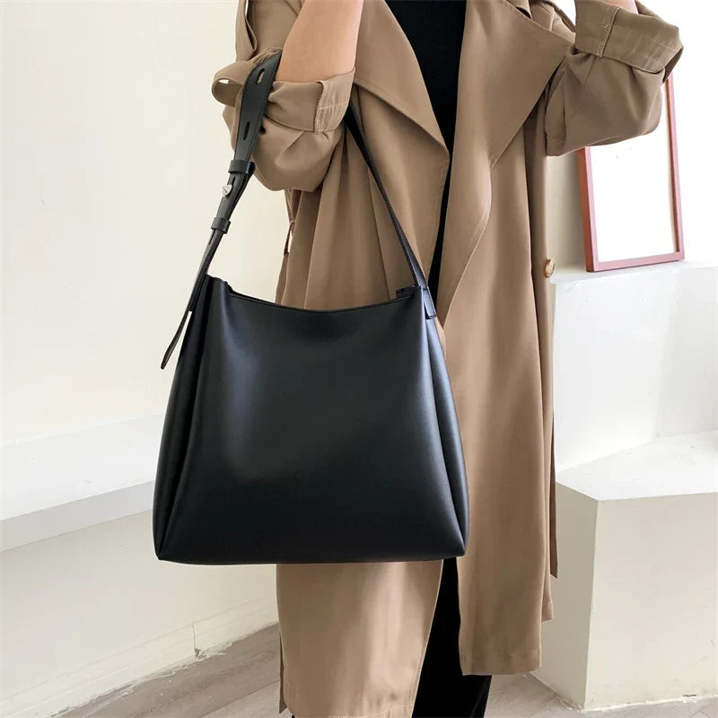 Luisa | Hobo Bag