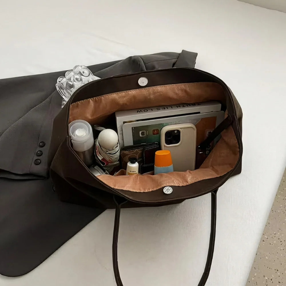 Gwen | Tote Bag