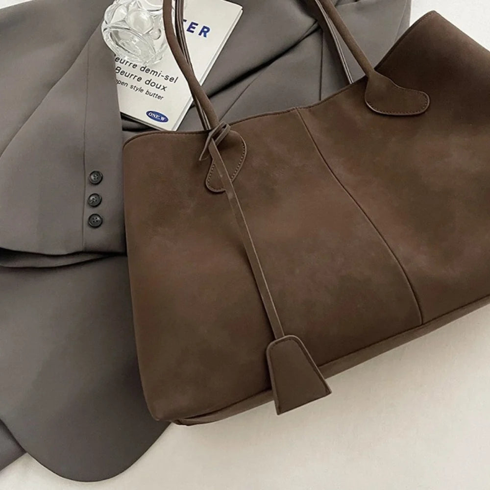 Gwen | Tote Bag