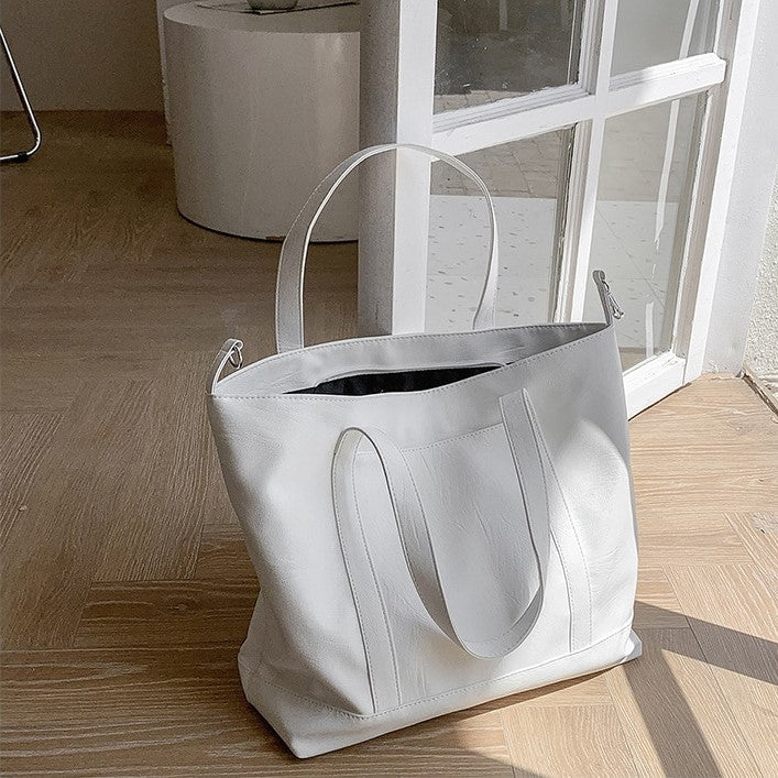 Evette | Tote Bag