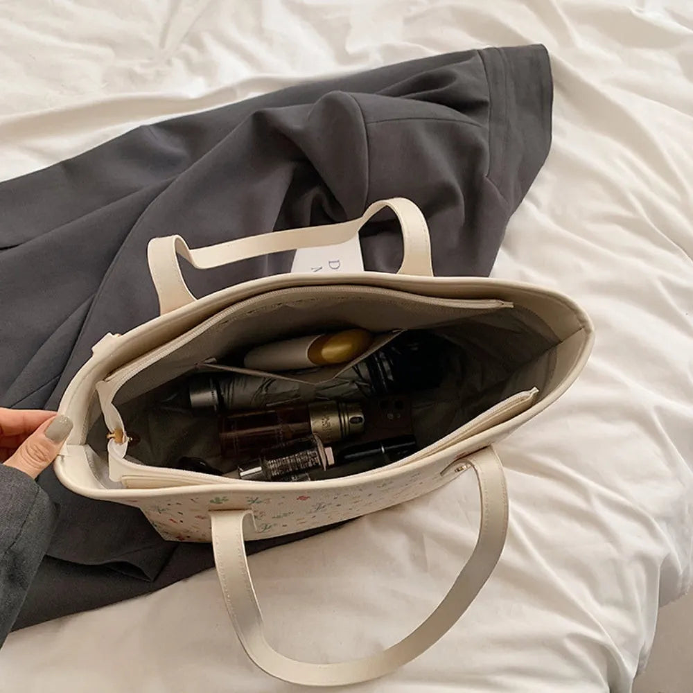 Evelina | Tote Bag