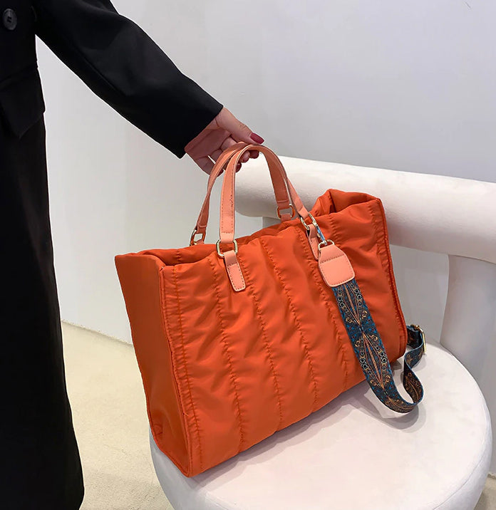 Elara | Tote Bag