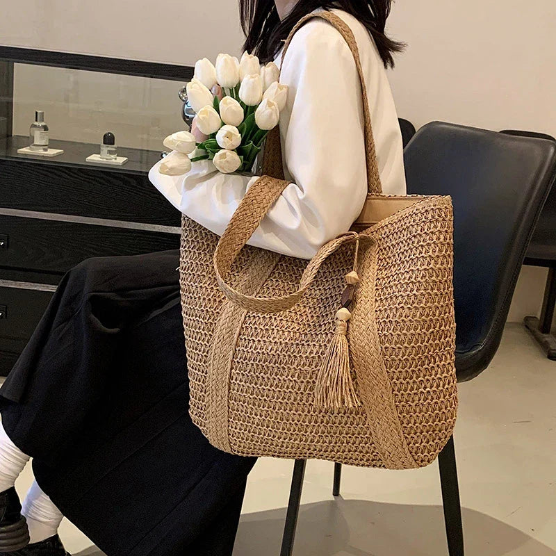 Kira | Tote Bag
