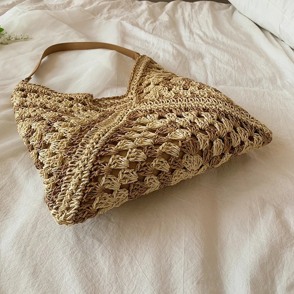 Junia | Tote Bag