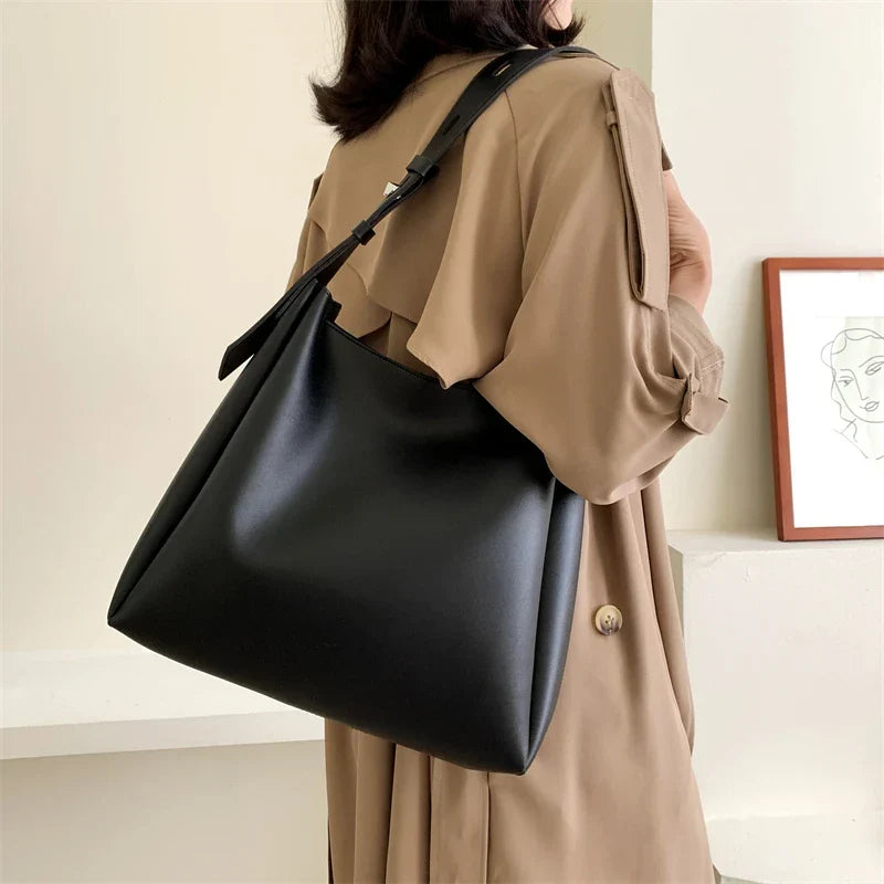 Luisa | Hobo Bag